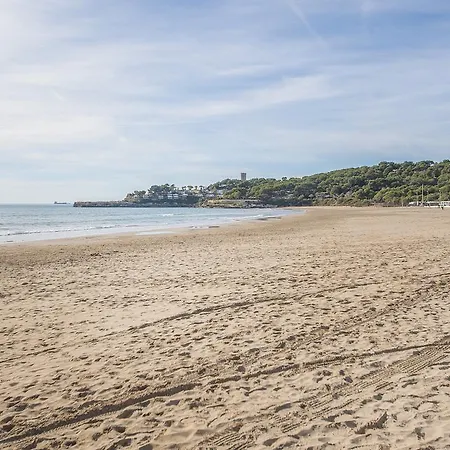 Apartment En La Playa La Mora, Tarracohomes